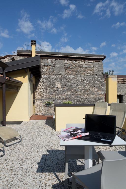 Hotel Centrale Torbole Sul Garda Esterno foto